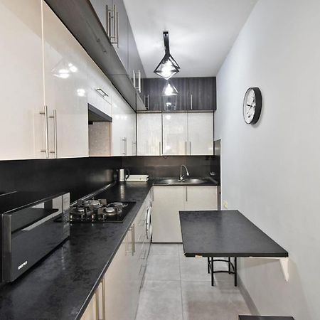 Luxury Spacious Apartment On Saryan Street.Centre Ereván Exterior foto