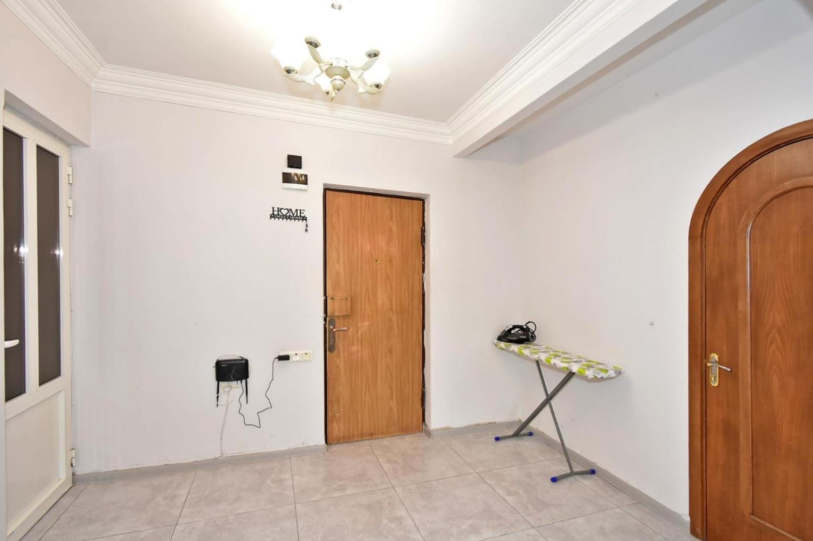 Luxury Spacious Apartment On Saryan Street.Centre Ereván Exterior foto