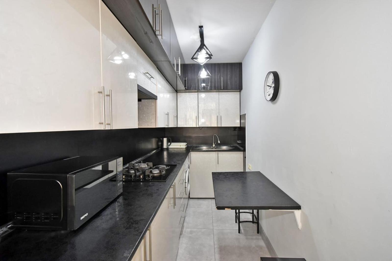 Luxury Spacious Apartment On Saryan Street.Centre Ereván Exterior foto